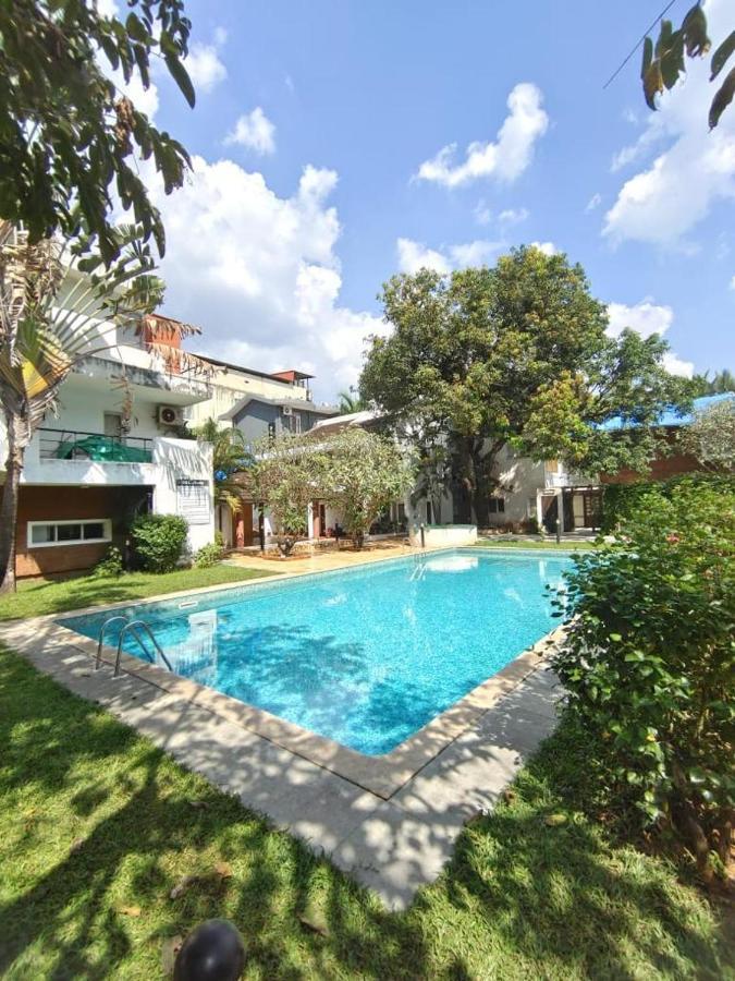Villa M - Solitude 2 Candolim Goa 3Bhk, Pool Facing, Near Beach, Free Breakfast, Free Wifi And Prime Location Eksteriør bilde
