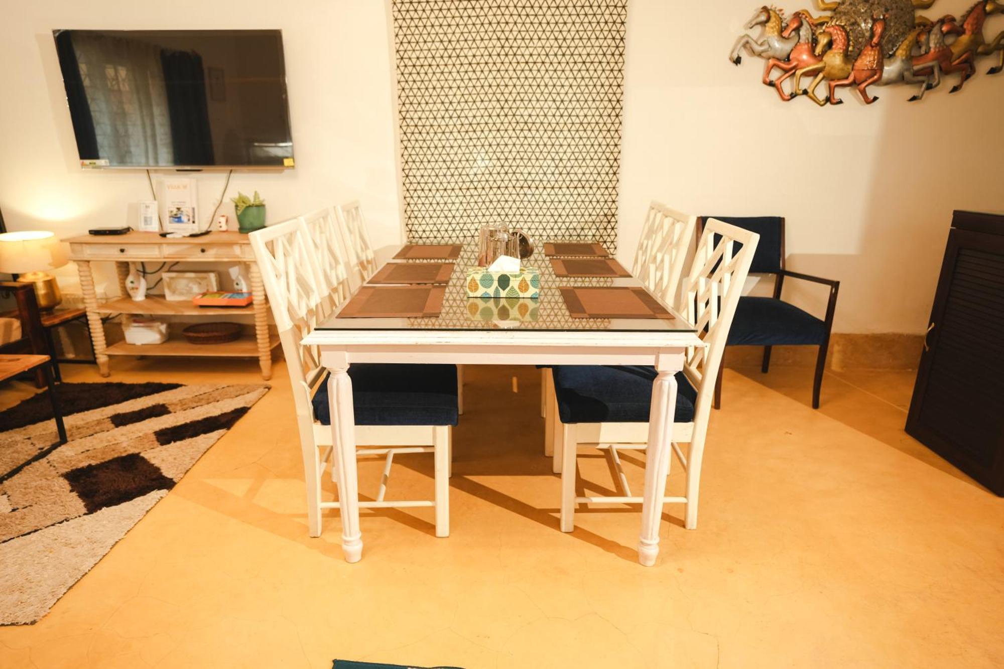 Villa M - Solitude 2 Candolim Goa 3Bhk, Pool Facing, Near Beach, Free Breakfast, Free Wifi And Prime Location Eksteriør bilde
