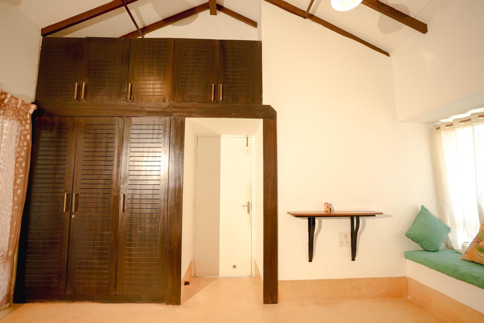 Villa M - Solitude 2 Candolim Goa 3Bhk, Pool Facing, Near Beach, Free Breakfast, Free Wifi And Prime Location Eksteriør bilde