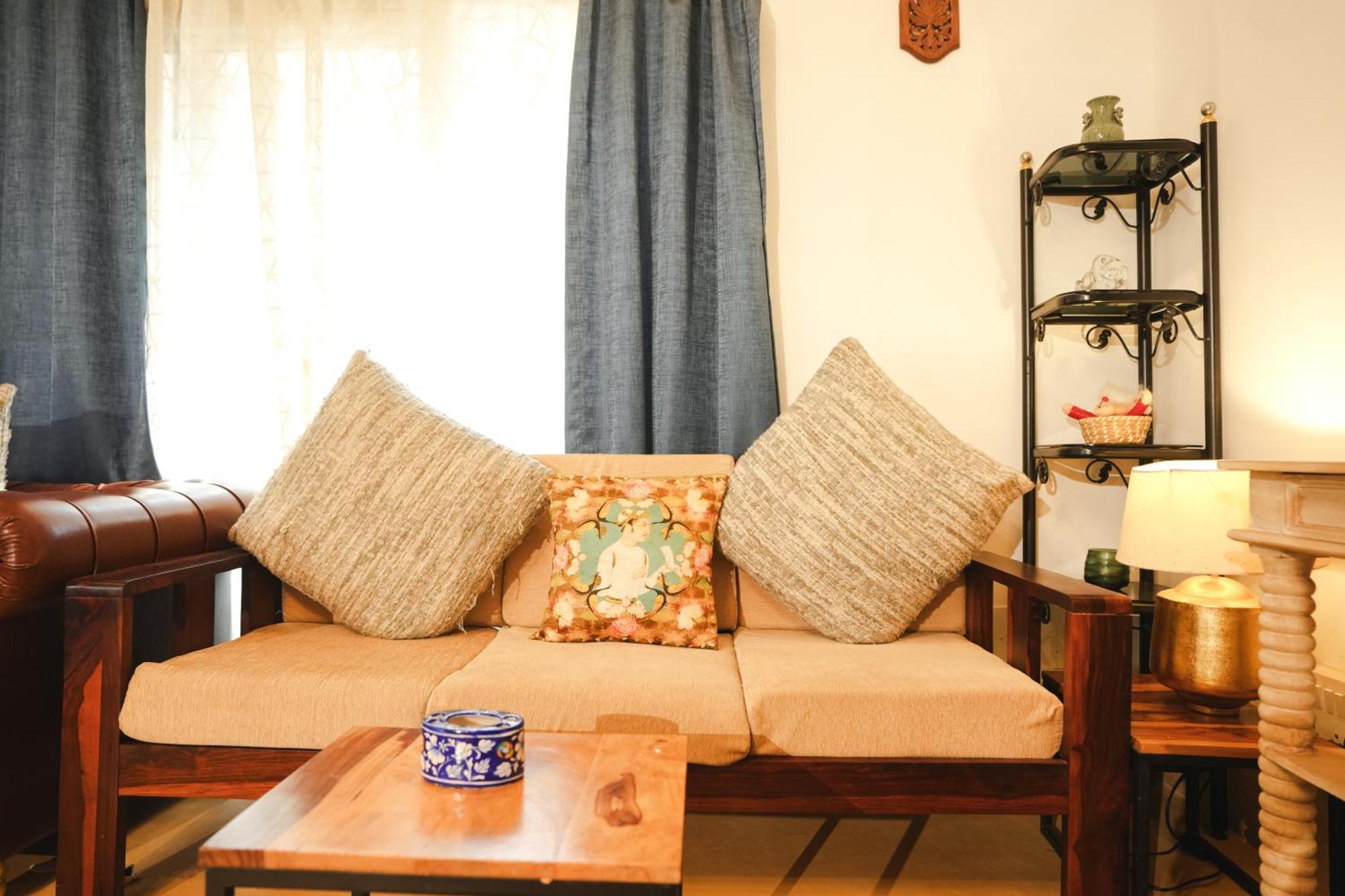 Villa M - Solitude 2 Candolim Goa 3Bhk, Pool Facing, Near Beach, Free Breakfast, Free Wifi And Prime Location Eksteriør bilde